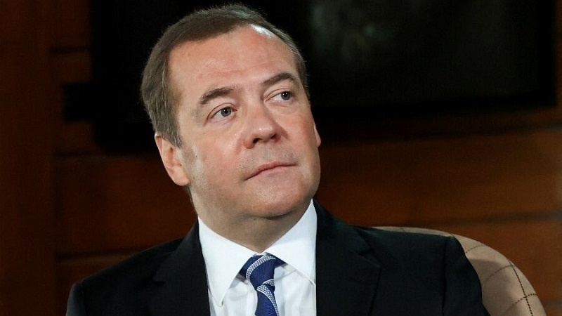 Медведов Ғарб алайҳи мардуми Русия меҷангад