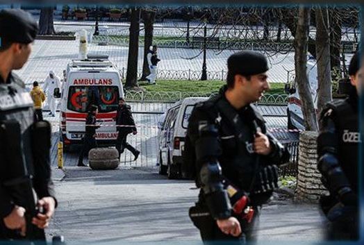 مجهول يركب دراجة نارية يجرح اربعة بإطلاق نار في اسطنبول