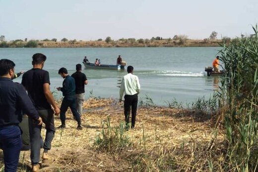 An Kubutar Da 'Yan Yawon Bude Ido 9 Alokacin Bukin Nowruz Daga Hatsarin Nutsewa A Cikin Ruwan Tekun Fasha