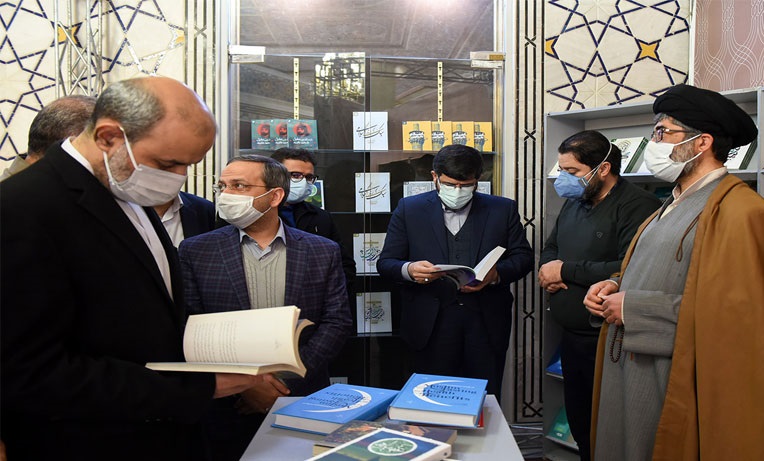 شهدت العتبة الرضوية المقدسة إفتتاح الدورة السادسة عشر لمعرض القرآن والعترة، بالتزامن مع شهر رمضان المبارك