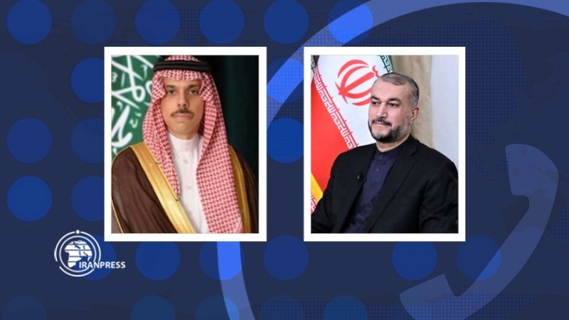 イラン・サウジ両外相が、合意事項めぐり電話会談