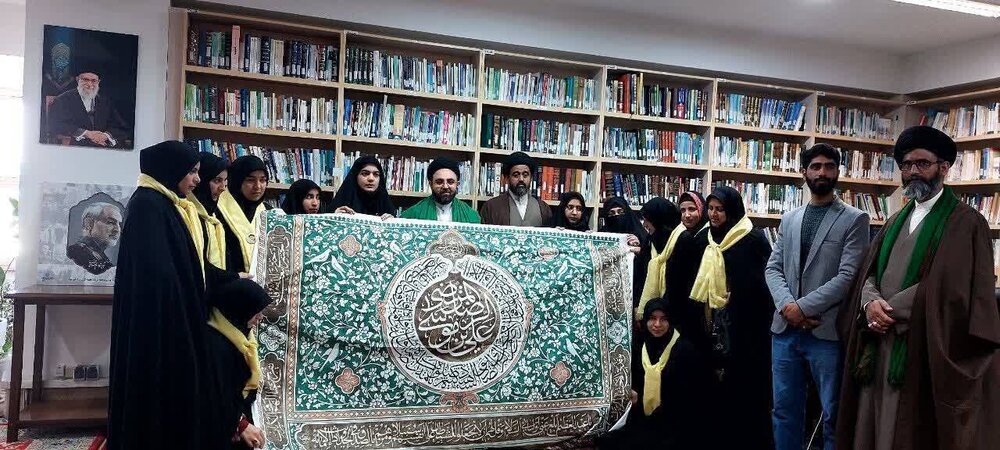 حرم امام رضا (ع) کی جانب سے غیر ایرانی زائرین کے لئے تربیتی کورس کا انعقاد