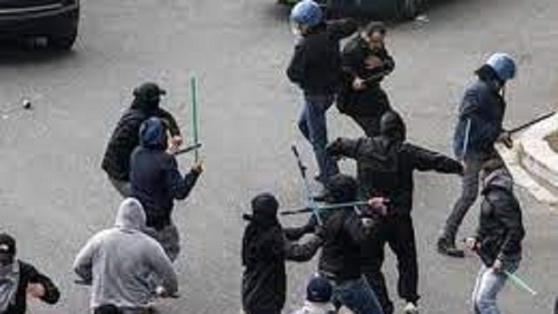 Italia. Ravanusa, scontri durante il derby Canicattì-Licata Italia. Ravanusa, scontri durante il derby Canicattì-Licata