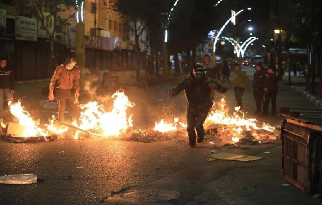 الاحتلال الإسرائيلي يقتحم "عقبة جبر" بأريحا وسط اندلاع اشتباكات مسلحة