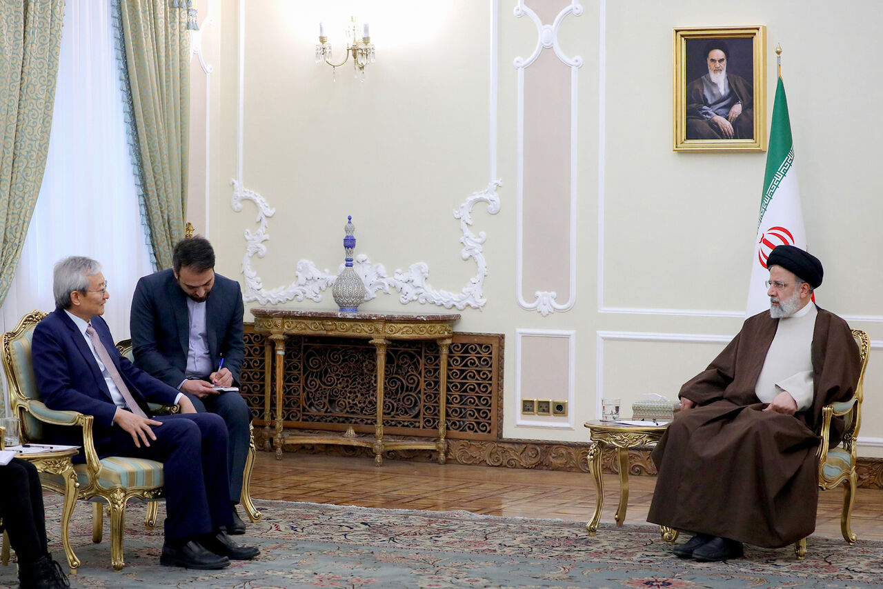Presidente iraniano: SCO pode se opor ao unilateralismo ocidental
