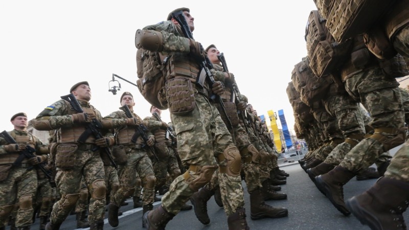 Kanada dan Latvia Latih Pasukan Ukraina