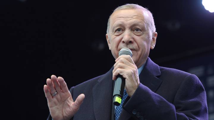 Erdogan: O sudbini naše države će odlučivati turski narod, a ne Zapad