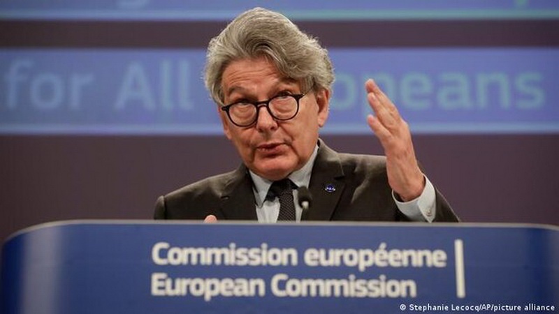 Просьба чиновника ЕС провозгласить "экономику состояния войны"