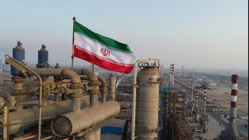 Увеличение ежедневной добычи иранской нефти на 40 000 баррелей