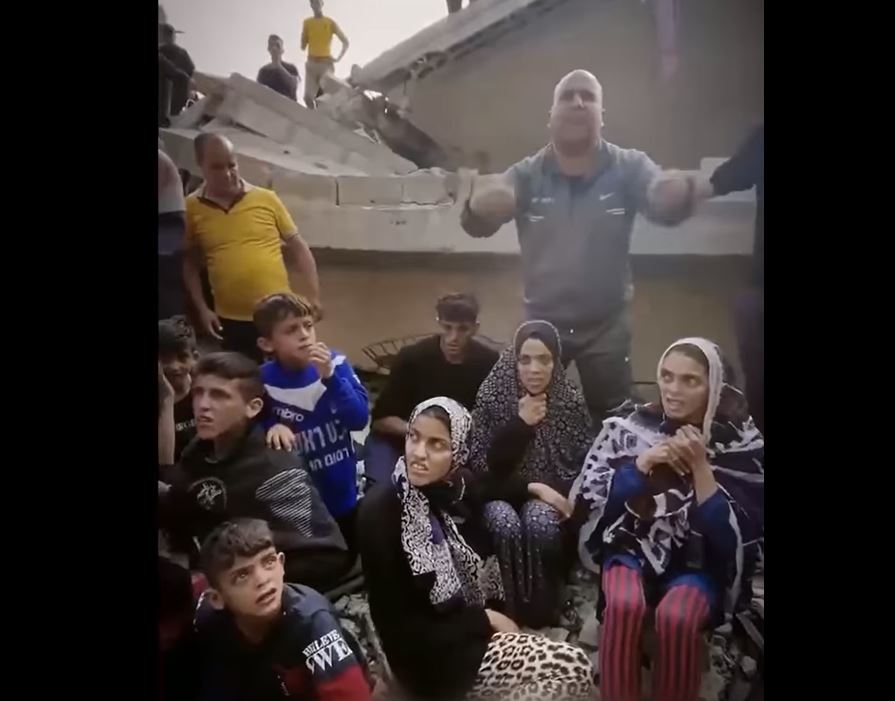 Video: Israeli warplanes completely destroyed house of Palestinian family leaving 50 homeless, including 10 with disabilities