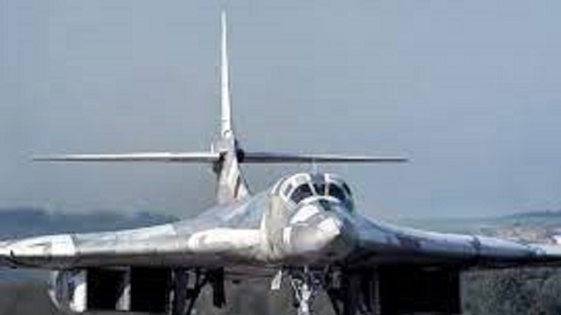 Russia: 16 bombardieri schierati vicino al confine NATO