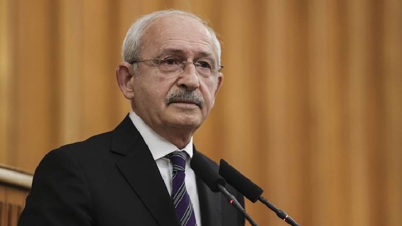 CHP’de Genel başkan yardımcısı istifa etti
