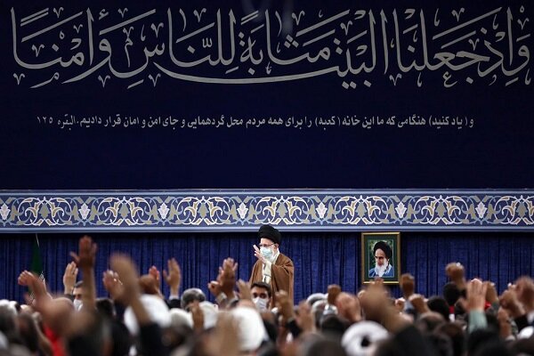 Imam Khamenei ay tumatanggap ng grupo ng mga organisador ng Hajj