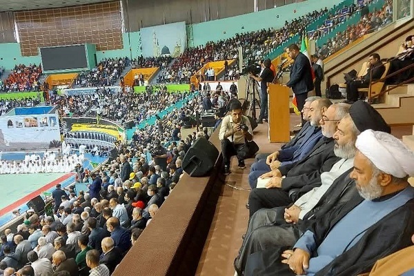 Hajj pilgrims take part in educational program in Tehran
