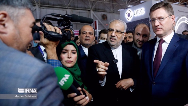 Mit einer Reihe von Abkommen verpflichten sich Iran und Russland, ihre Beziehungen auszubauen