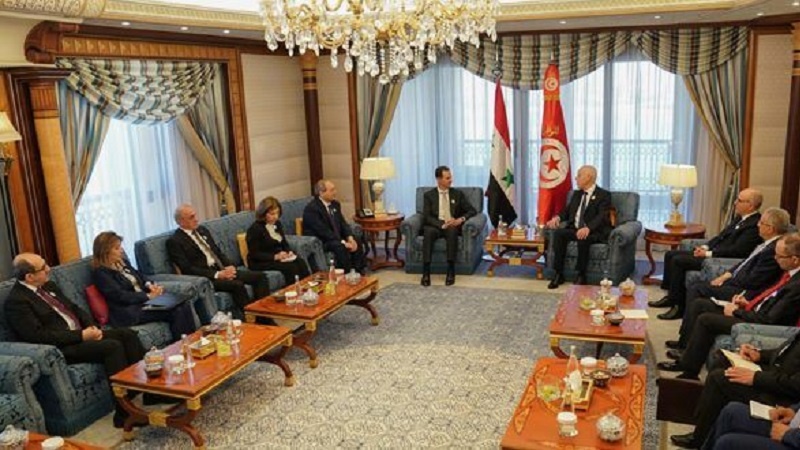 Bişar Esed li rex civîna serokên Yekîtiya Ereban bi hevpêşeyê xwe yê tûnisî ra hevdîtin pêk anî