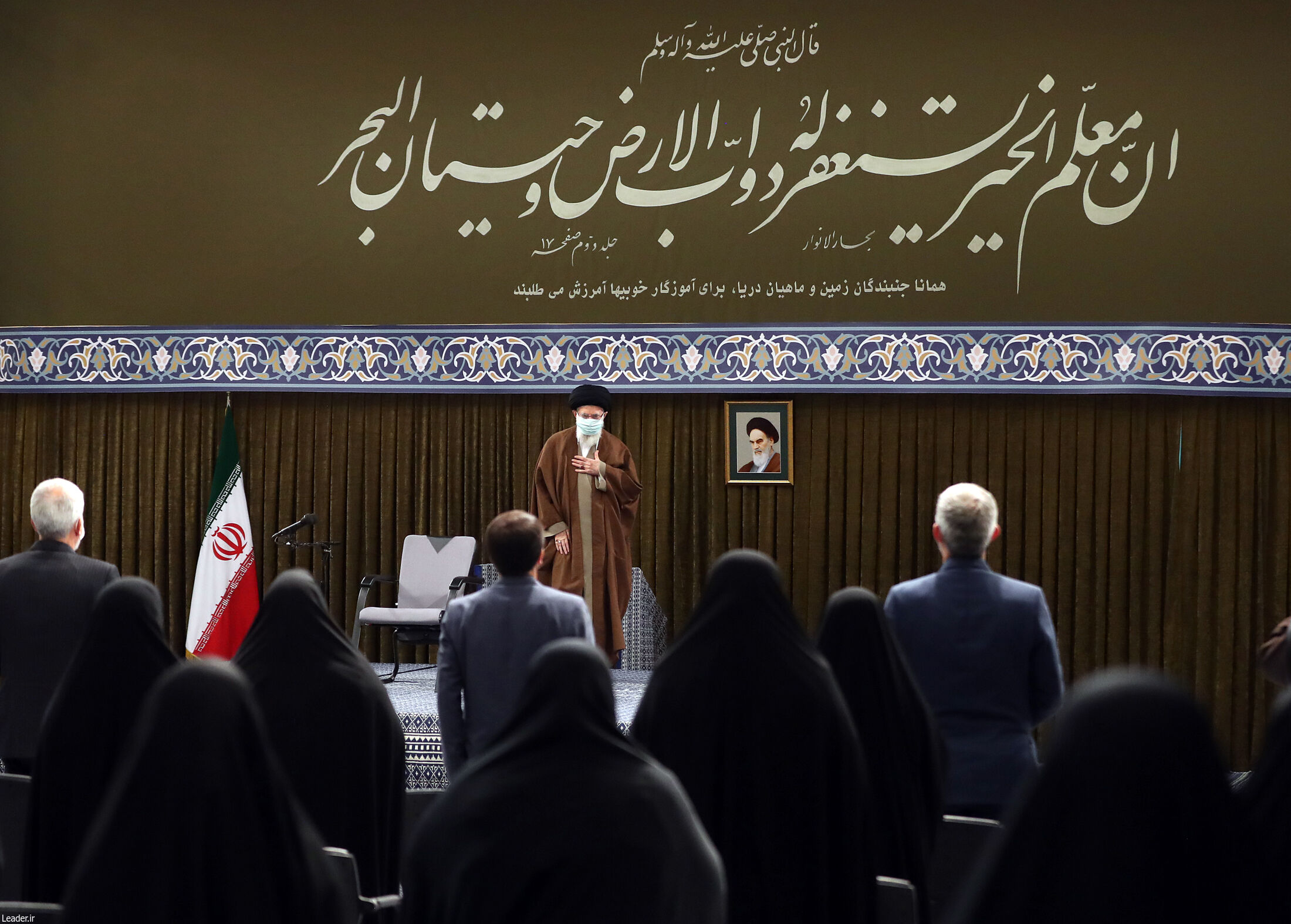 Imam Khamenei receives group of teachers