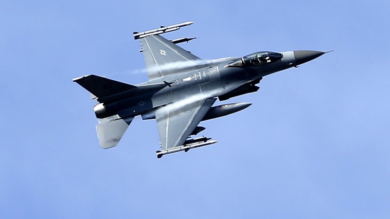 米・西側諸国、F-16をウクライナへ供与か
