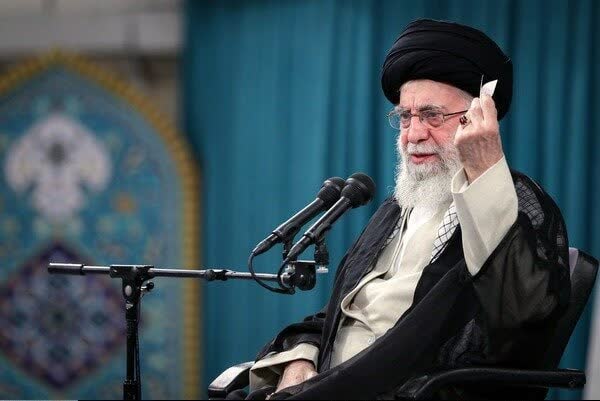 Jami'an Ma'aikatar Harkokin Wajen Kasar Iran Da Jakadu Sun Gana Da Jagoran Juyin Juya Halin Musulunci