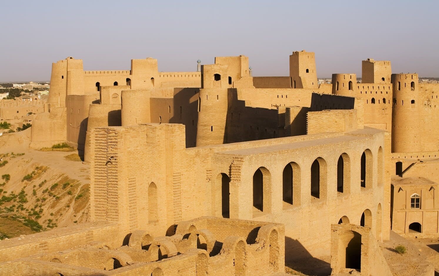 خطر ویرانی آثار تاریخی؛ کابل خواستار همکاری جامعه جهانی شد