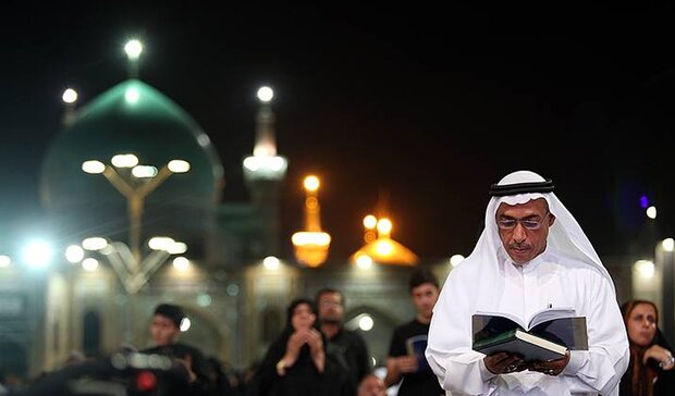 Ang dambana ng Imam Reza ay nag-aalok ng mga programa para sa mga dayuhang pilgrim ng Karamat na sampung araw na pagdiriwang
