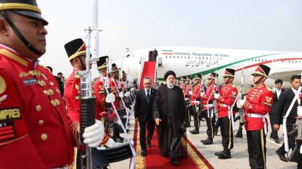 Presiden Raisi Tiba di Indonesia