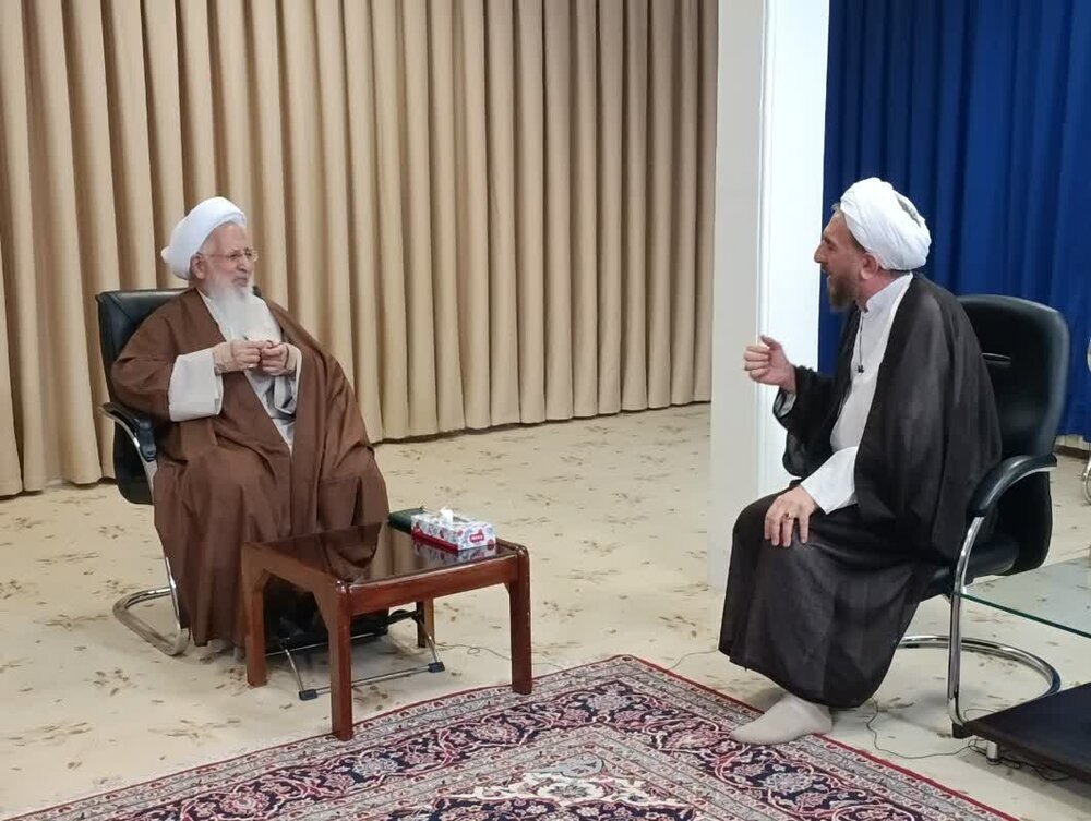 Justice chief of Qom meets with Grand Ayatollah Javadi Amoli