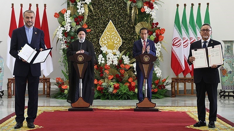 Подписание 11 документов о сотрудничестве между Ираном и Индонезией