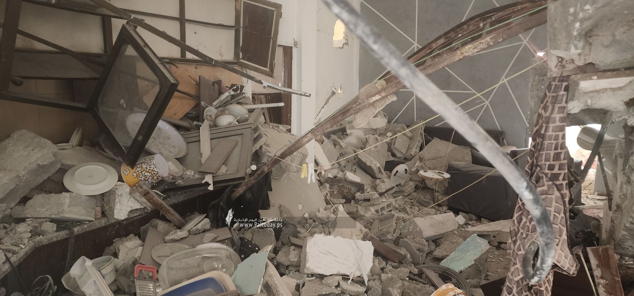 قوات صهيونية تنتقم من فلسطينيين وتقوم بتفجير منازلهم+(صور)