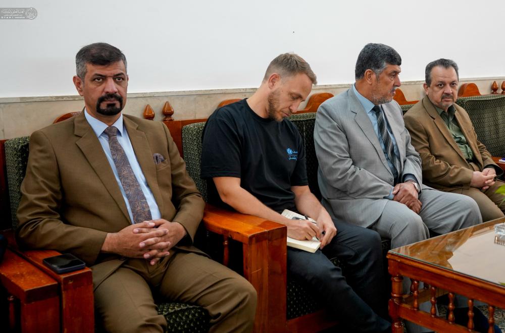 وفد منظمة اليونيسيف يتشرف بزيارة امير المؤمنين (ع) في النجف الأشرف+(صور)