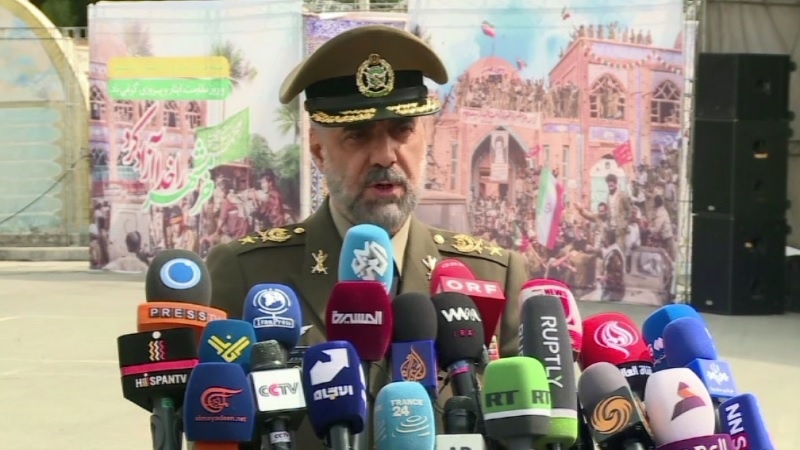 وەزیری بەرگریی ئێران: پەیامی پەردەلادان لە ڕووی موشەکی "خەیبەر" بۆ یارمەتیدانی ئاشتی و سەقامی ناوچەکەیە