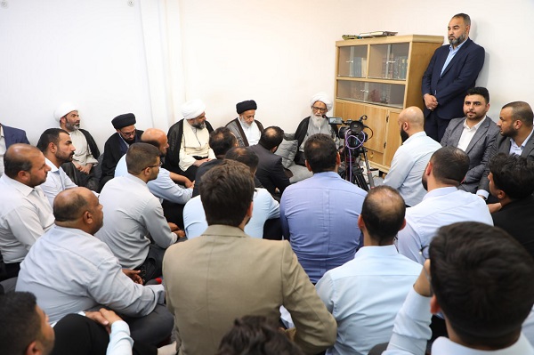 آية الله النجفي يؤكد الالتزام بأحكام الشرع ومعرفة الحلال والحرام في التعاملات