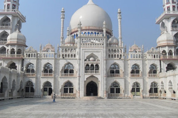 مشترکات زیادی بین دیوبندیه هند با ایرانیان و شیعیان وجود دارد