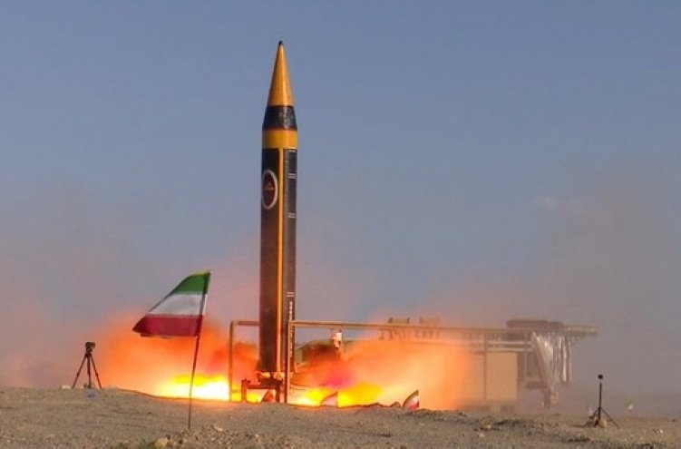 نائب وزير الدفاع الايراني: من المستحيل للدفاع الجوي للعدو مواجهة صاروخ "خيبر"