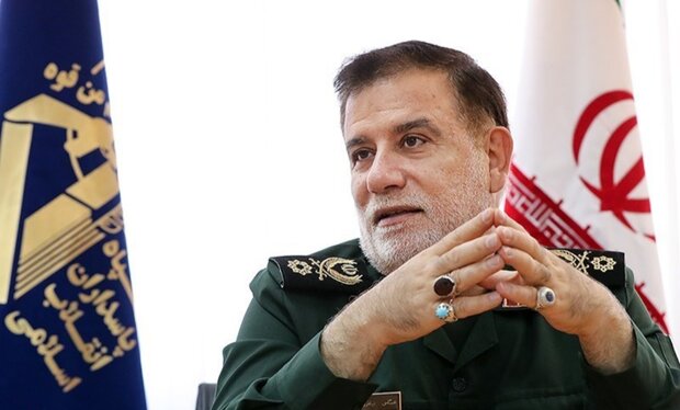 قائد فی حرس الثورة للغرب: يمكنكم سؤال الكيان الصهيوني كيف يتلقى الرد على أعماله يومياً
