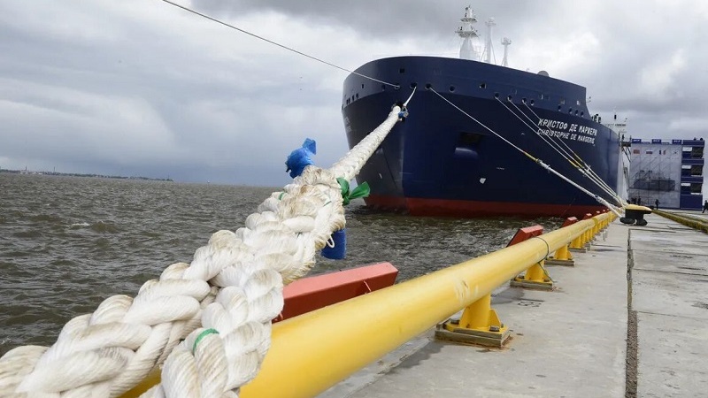 Gunakan Rute Alternatif Hindari Sanksi, Barat Lanjutkan Impor Migas dari Rusia