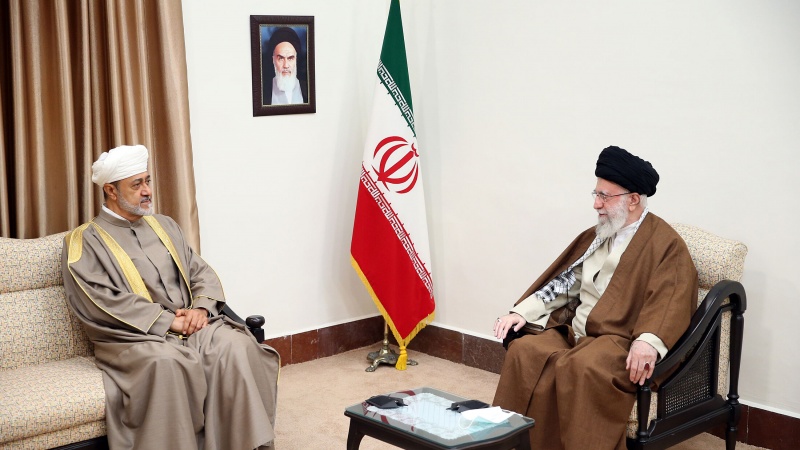 Sultan Oman Bertemu Rahbar