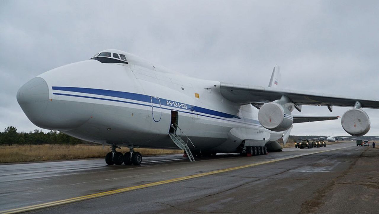 Укранија Русијанын Брјанск вилајәтиндә һәрби аеродромлара ПУА-ларла һүҹум едиб