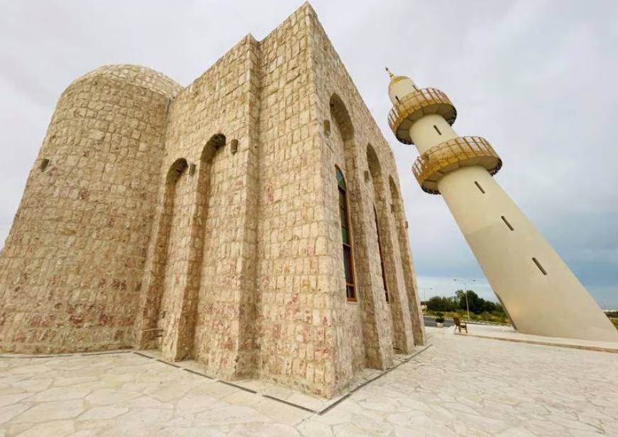 'leaning mosque of Doha' comparisons to Pisa Tower in Italy becoming tourism attraction in Qatar