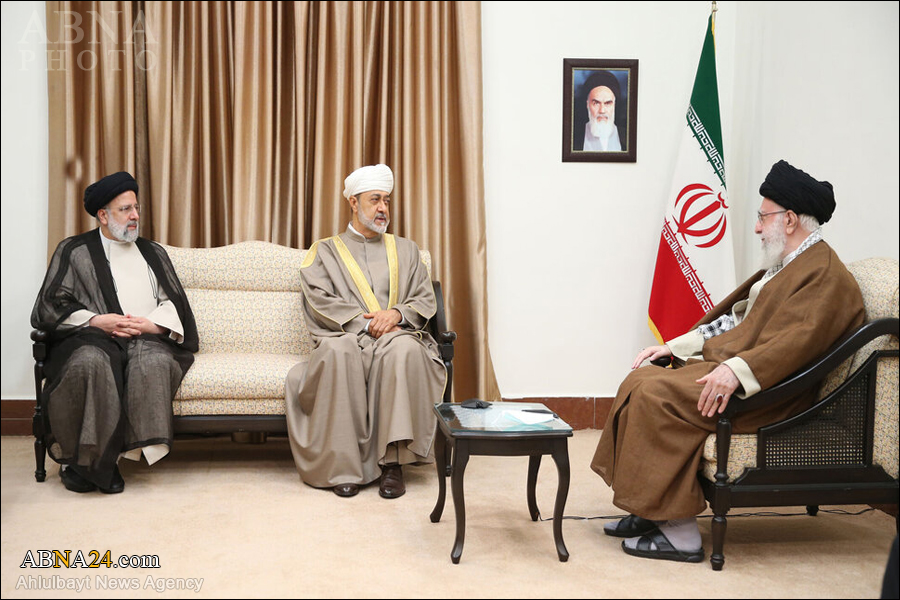 အီရန် နှင့် အိုမန် နှစ်နိုင်ငံဆက်ဆံရေး ဖွံ့ဖြိုးတိုးတက်မှုသည် နှစ်နိုင်ငံ လုံး အတွက် အကျိုးကျေးဇူး ဖြစ်ထွန်းစေကြောင်း  / ရဲဟ်ဗရ်အင်န်ကေလာဗ် အစ္စလာမ်မီ 