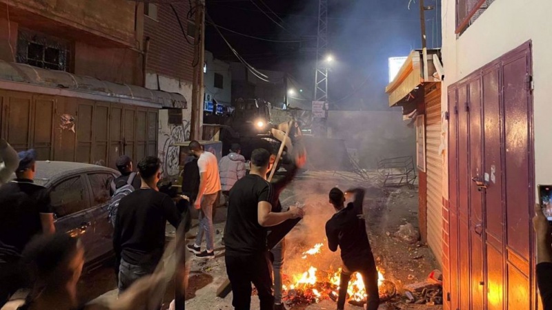 Israelische Streitkräfte verletzen über 40 Palästinenser bei Überfall auf Flüchtlingslager nahe Nablus
