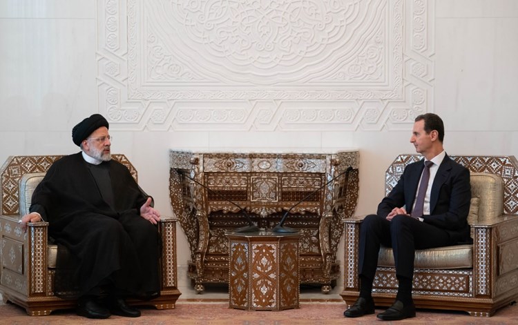 الأسد لرئيسي: سوريا وإيران راهنتا على انتصار الحق وربحتا