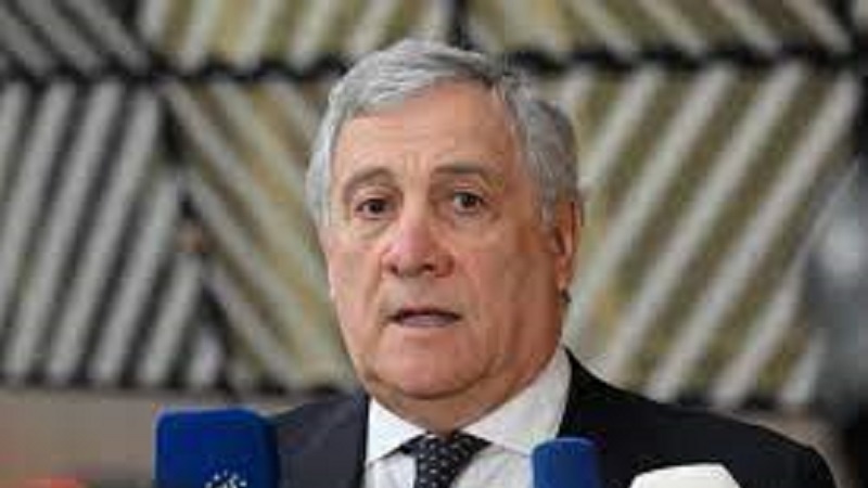 Tensioni Italia-Francia dopo caso Darmanin, rischia di saltare visita di Tajani a Parigi