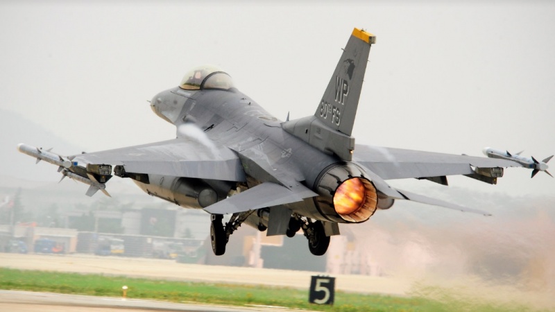 台湾が「損害の最小化」を要求、米国製F-16の納入の遅延に