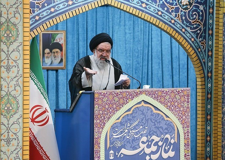 ادخال الرعب في نفوس الاعداء والوقوف الى جانب قائد الثورة ساهم في افشال المخطط الاميركي