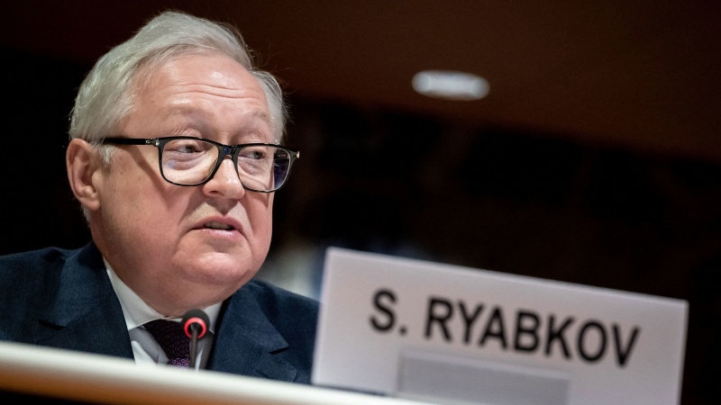 ロシア外務次官、「米とは武力衝突の瀬戸際に」