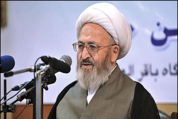 Grand Ayatollah Sobhani: Humanity thirsty for Quranic teachings more than before
