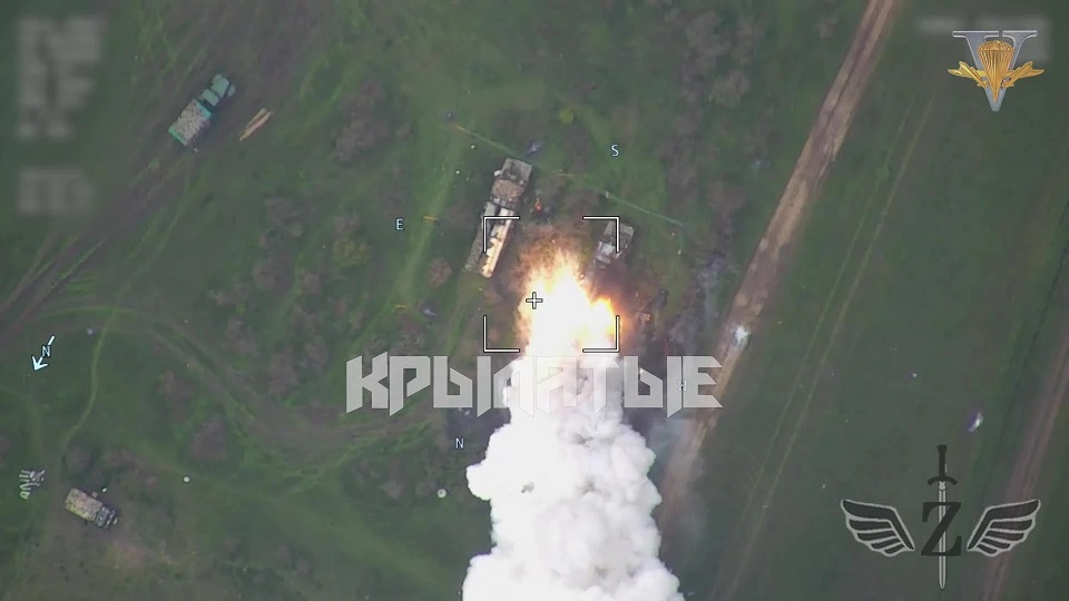 Украјна Силаһлы Гүввәләринә аид С-300-ләрин Херсон истигамәтиндә Ланҹет зәрбәси илә мәһв едилмәси - Видео