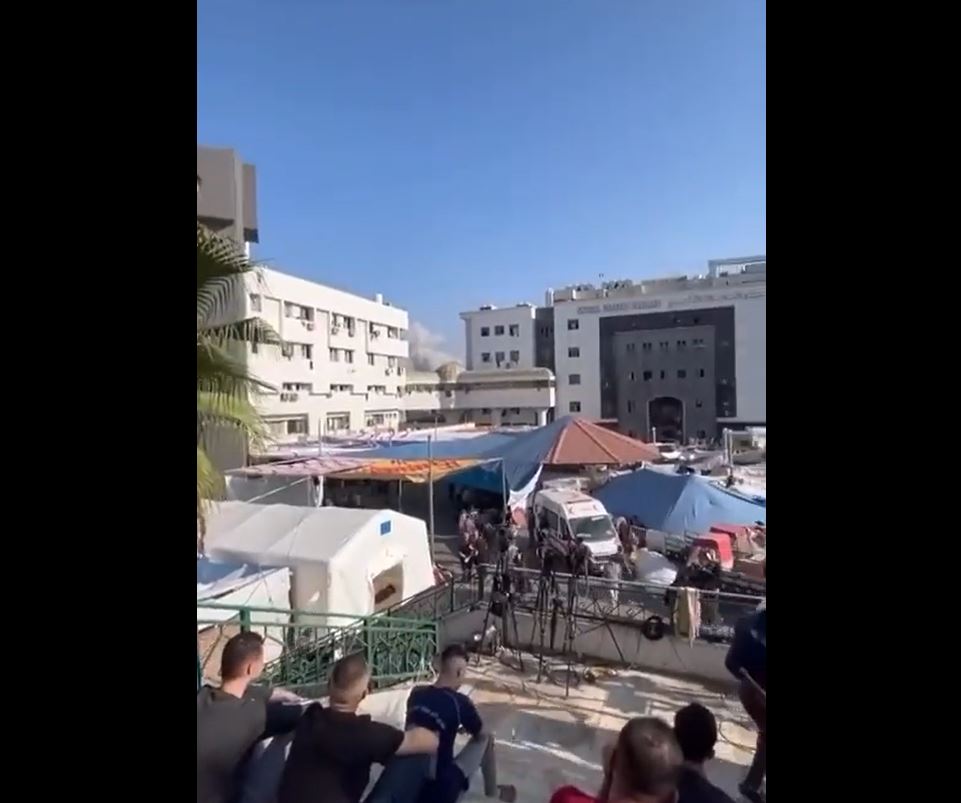Video: Israeli warplanes carry out airstrike near largest Gaza hospital 'Al-Shifa' 