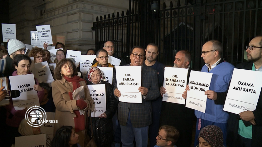 Anti-Zionist demonstration in front of 10 Downing Street